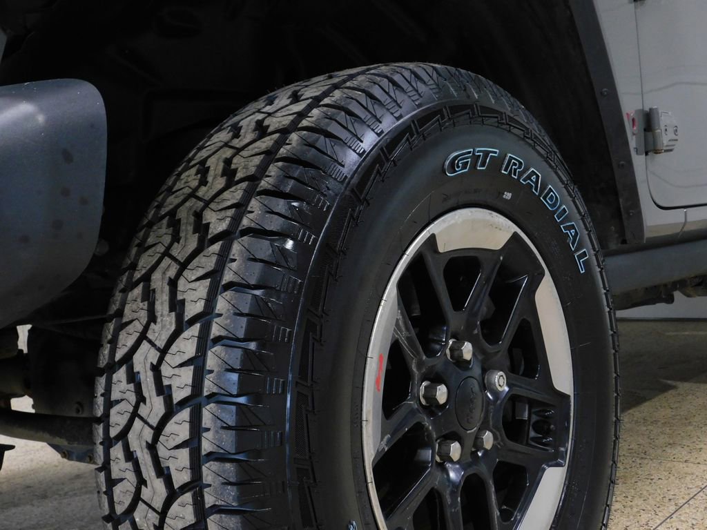 Used 2019 Jeep Wrangler Rubicon w/ Uconnect 4C Nav & Sound Group image 27