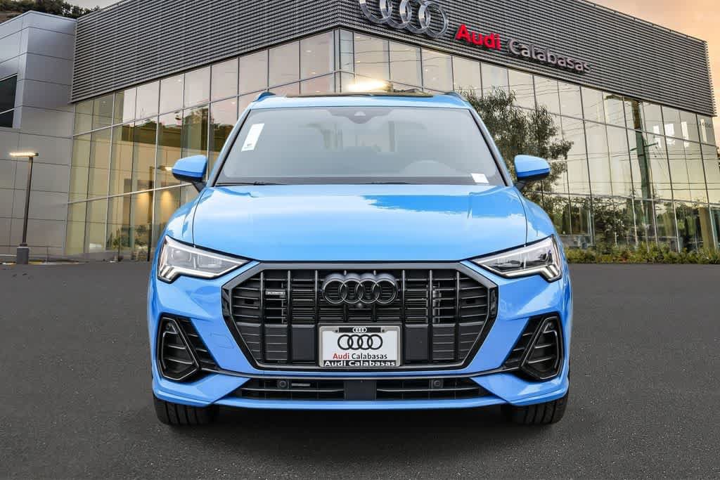 Used 2023 Audi Q3 2.0T Premium Plus w/ Premium Plus Package AWD/4WD image 6