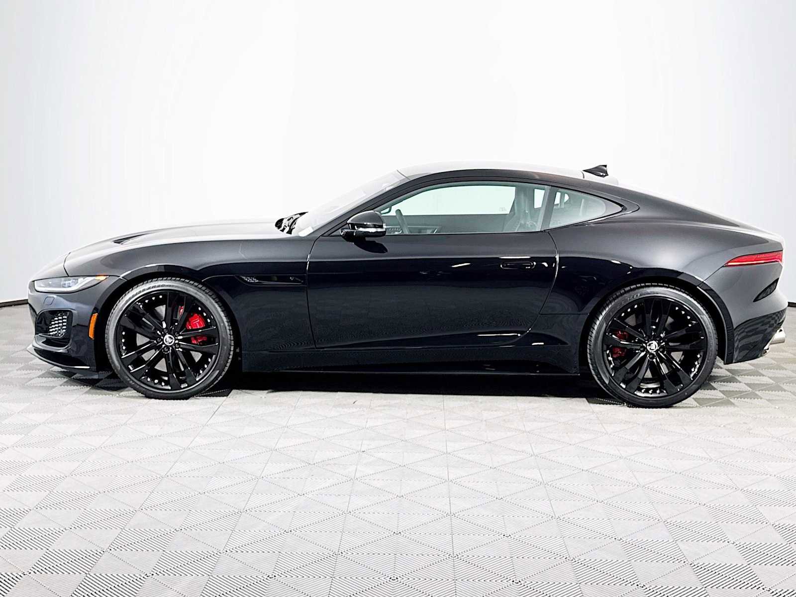 New 2024 Jaguar F-TYPE R-Dynamic image 7