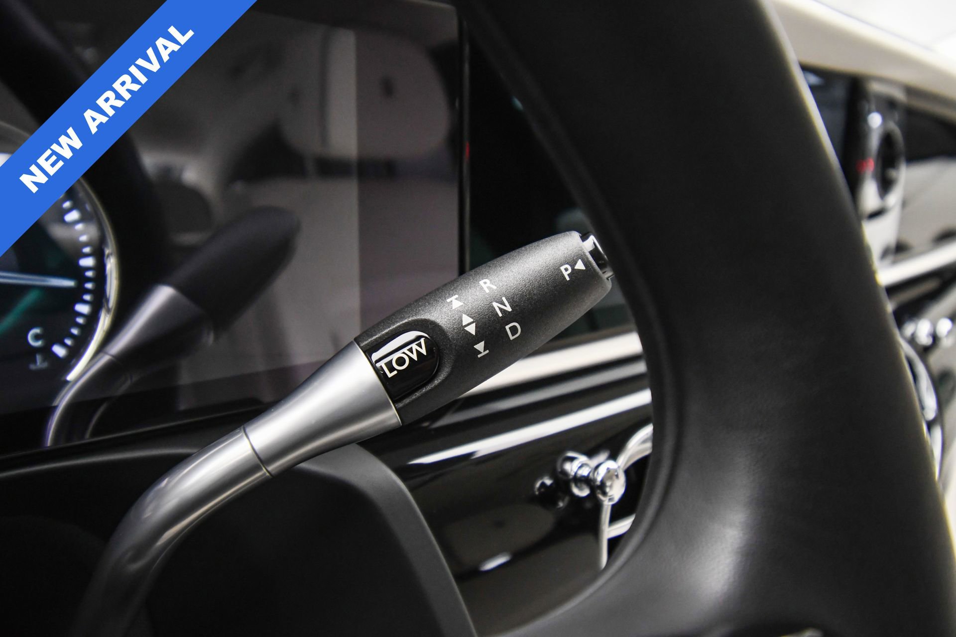 Used 2023 Rolls-Royce Ghost image 40