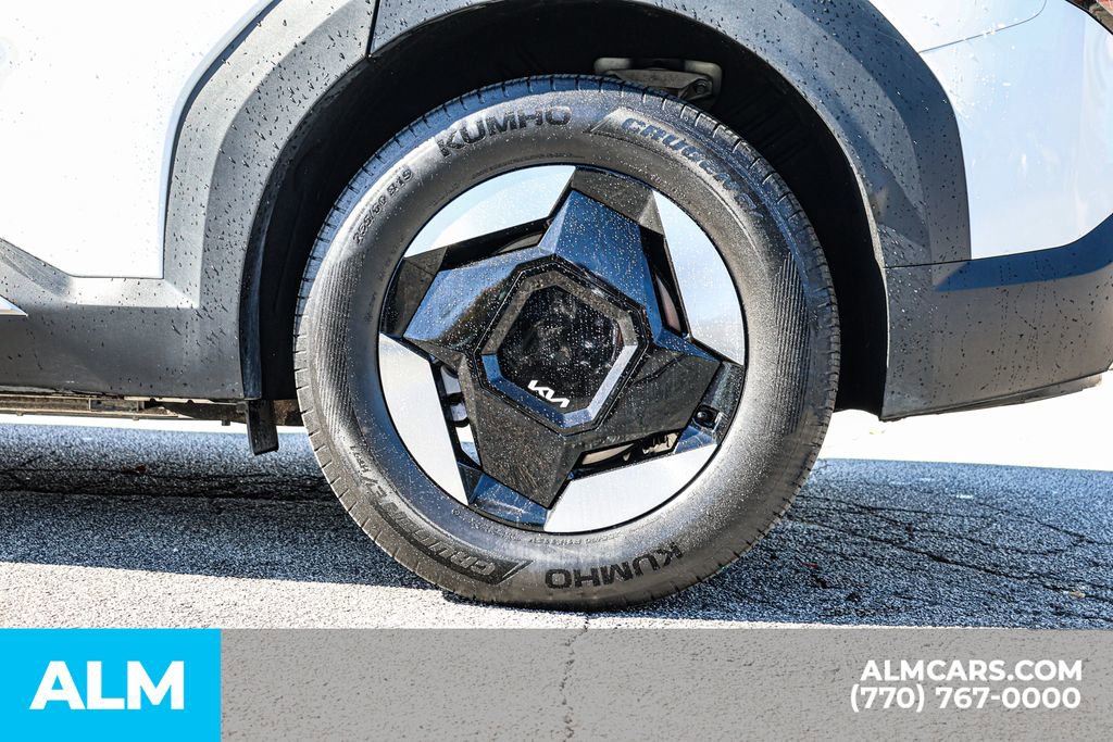 Used 2024 Kia EV9 Wind image 18