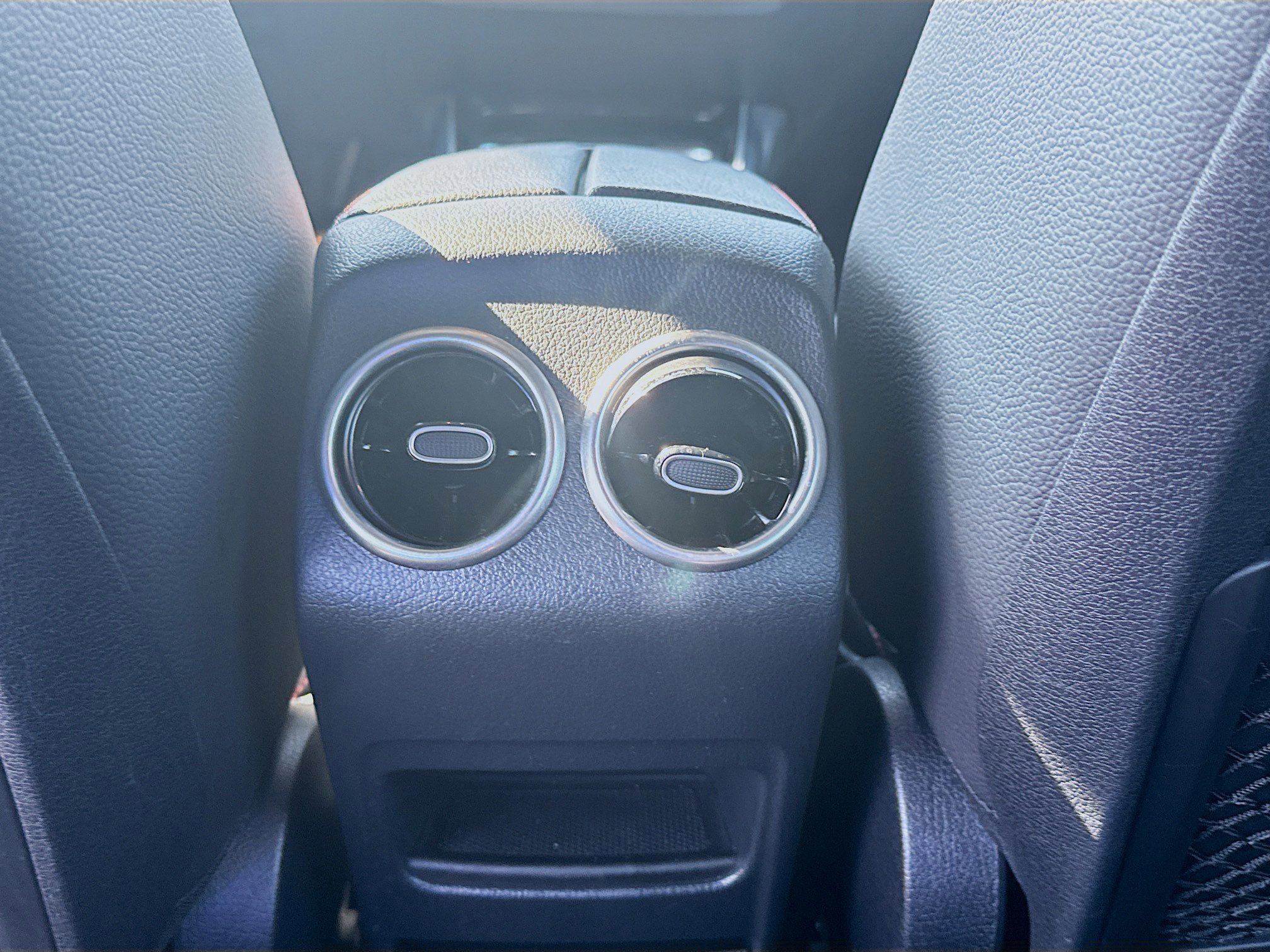 Used 2025 Mercedes-Benz GLB 35 AMG 4MATIC image 20