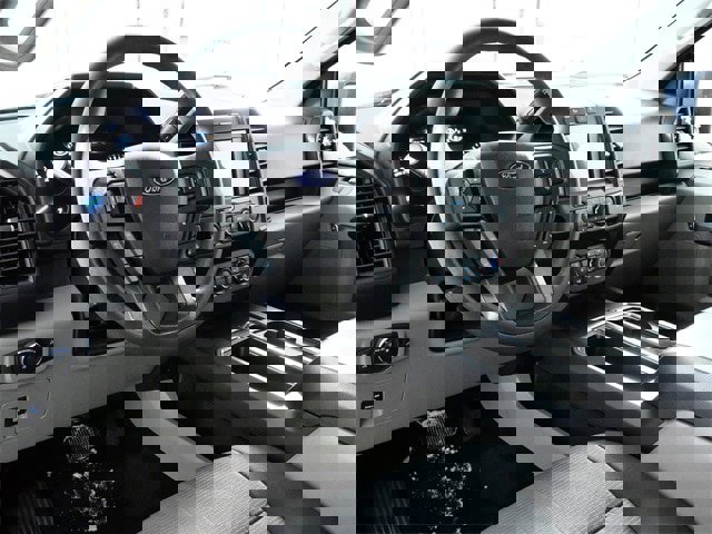 Certified 2019 Ford F150 XL w/ Equipment Group 101A Mid image 4