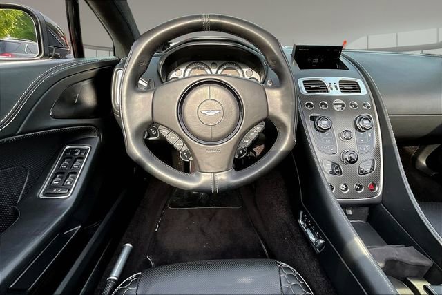 Used 2015 Aston Martin Vanquish Volante image 8