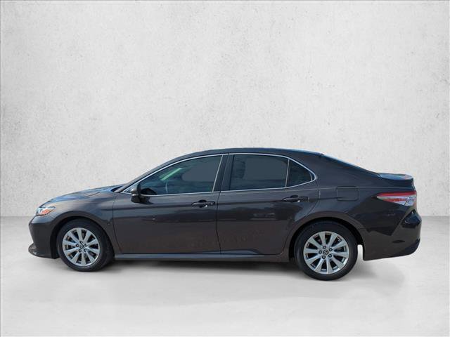 Used 2018 Toyota Camry LE w/ Convenience Package FWD image 5