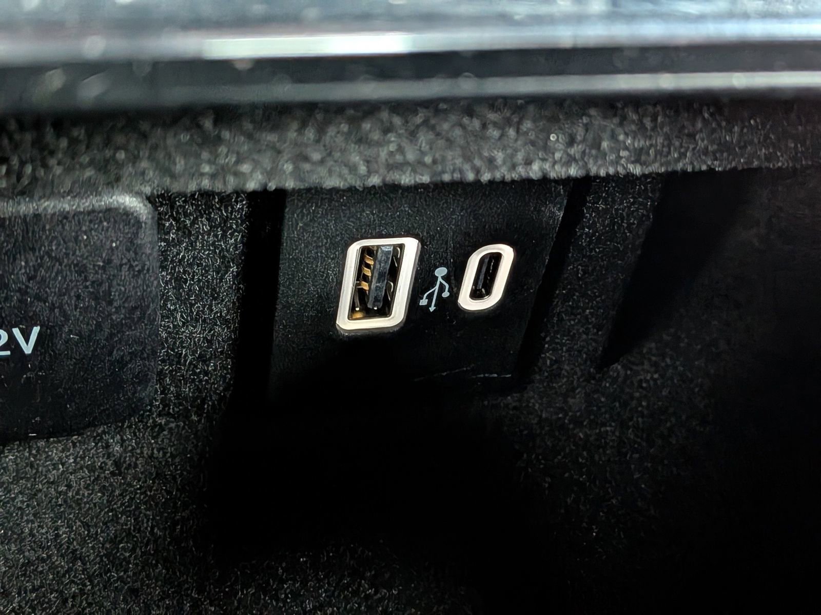 Used 2022 Lincoln Corsair FWD w/ Equipment Group 101A image 23