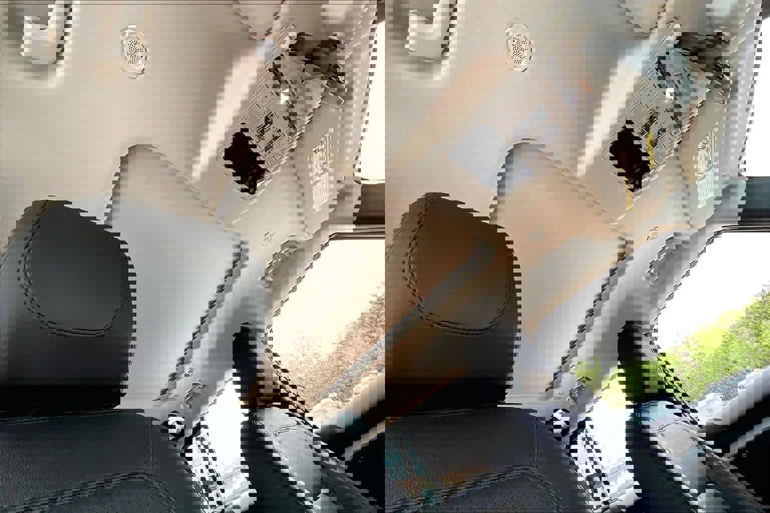 Used 2023 Land Rover Defender 110 S image 14