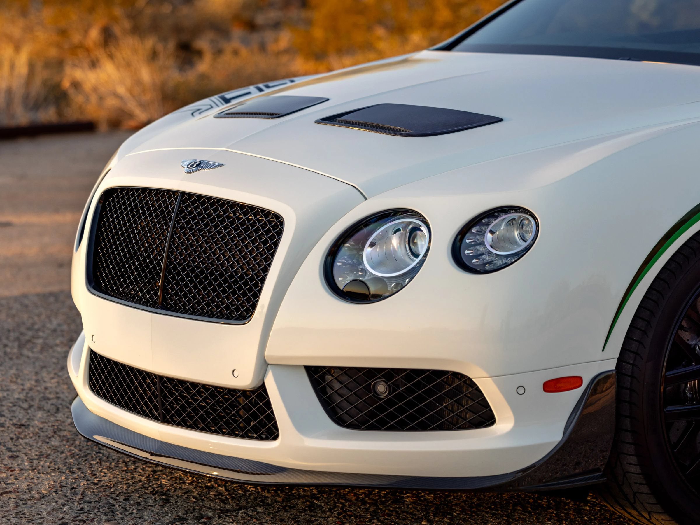 Used 2015 Bentley Continental GT3-R AWD/4WD image 39