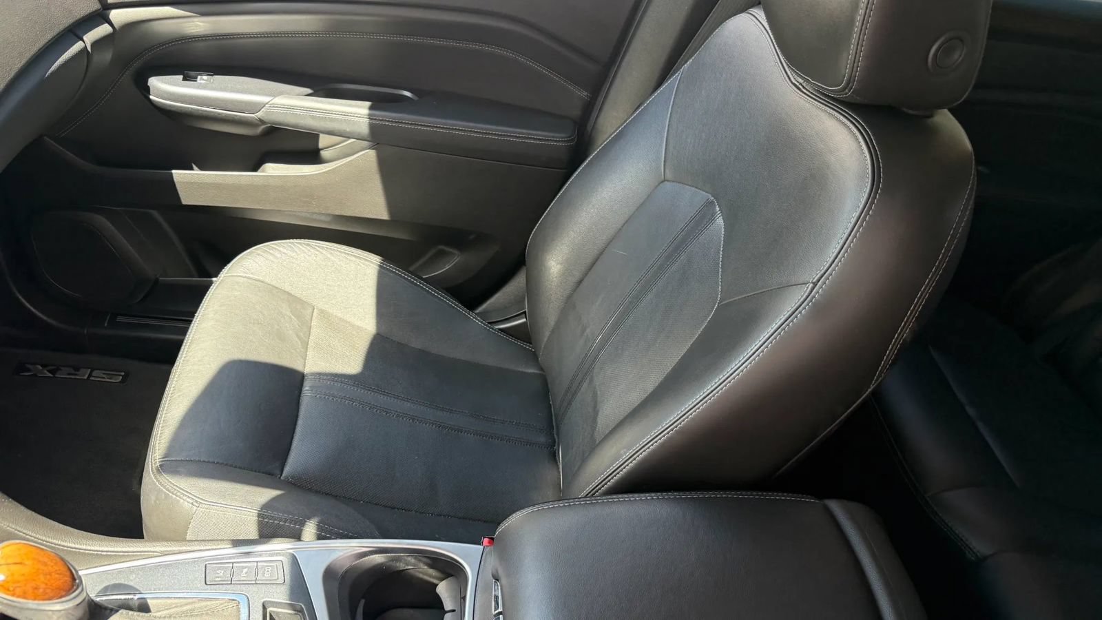 Used 2015 Cadillac SRX Performance w/ Driver Awareness Package FWD image 12