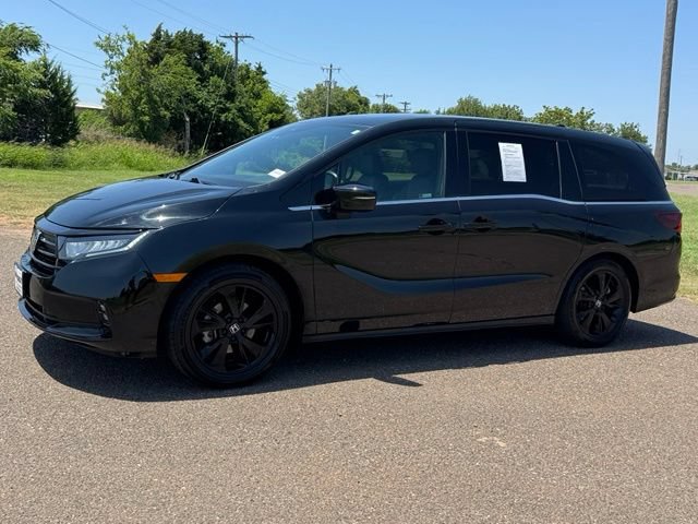 Used 2023 Honda Odyssey Sport image 3
