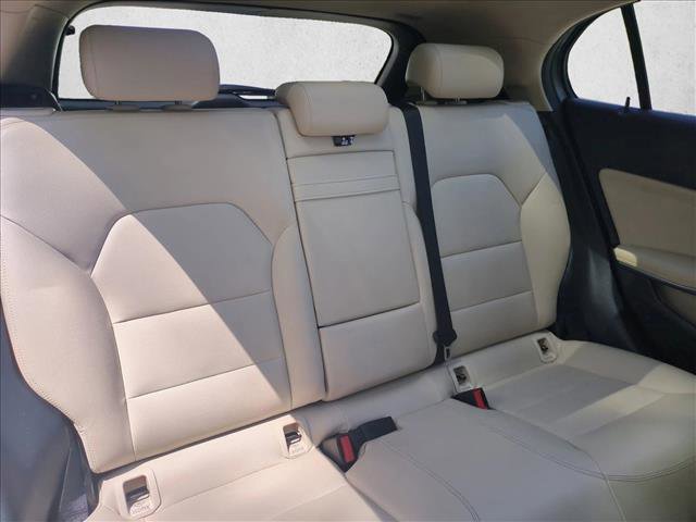 Used 2015 Mercedes-Benz GLA 250 image 23