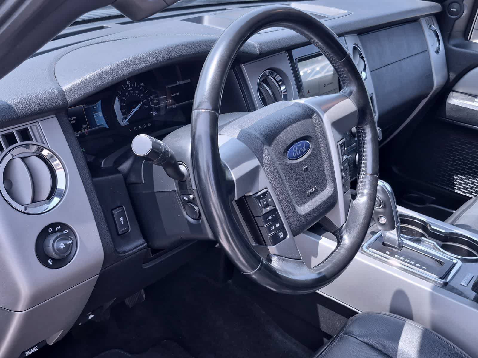 Used 2017 Ford Expedition Limited AWD/4WD image 10