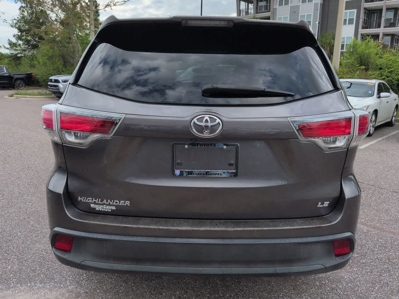 Used 2014 Toyota Highlander LE FWD image 5