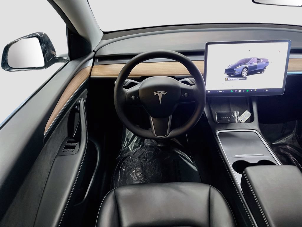 Used 2024 Tesla Model Y Long Range AWD/4WD image 22