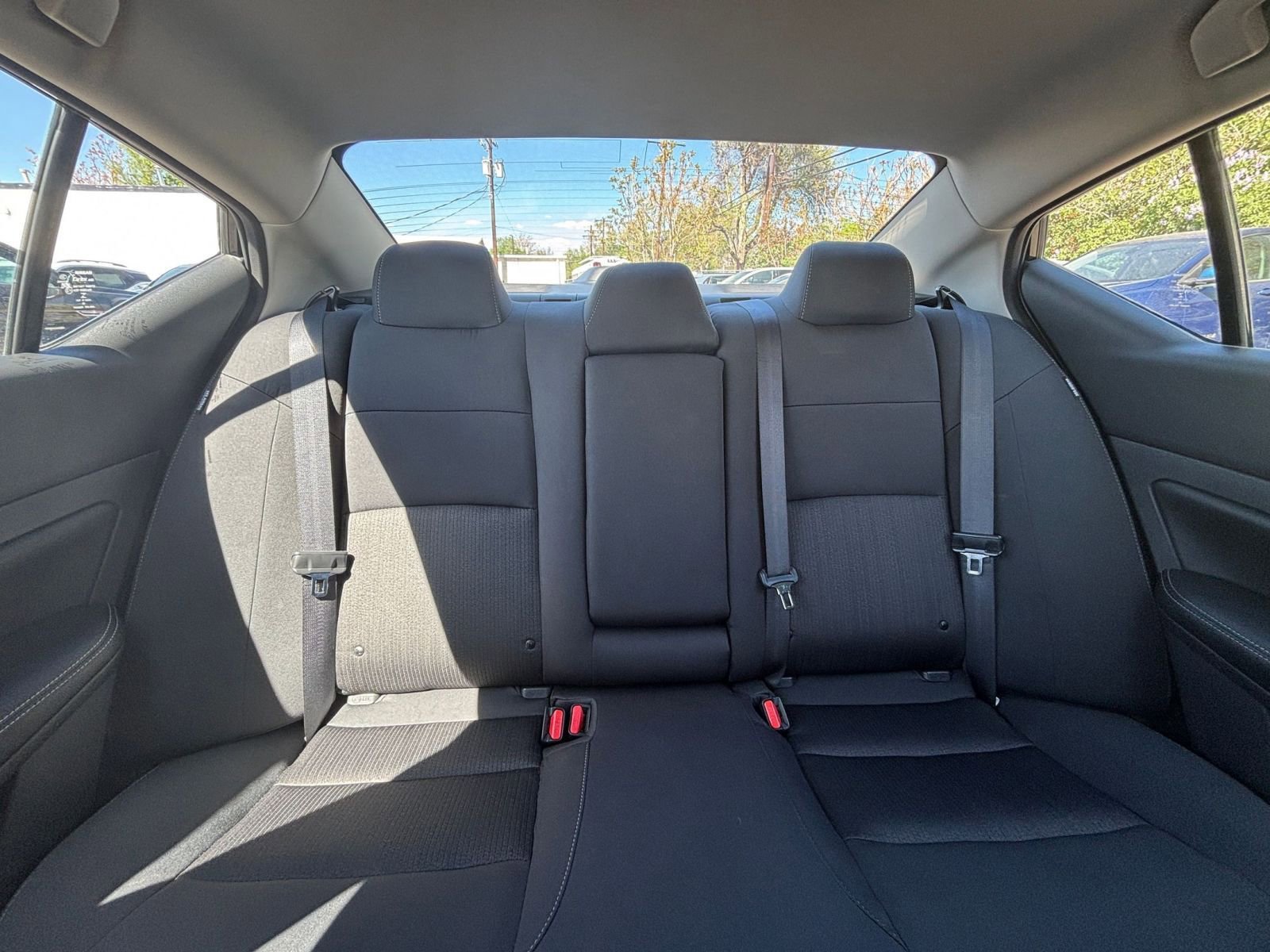 Used 2025 Nissan Altima 2.5 SV image 36