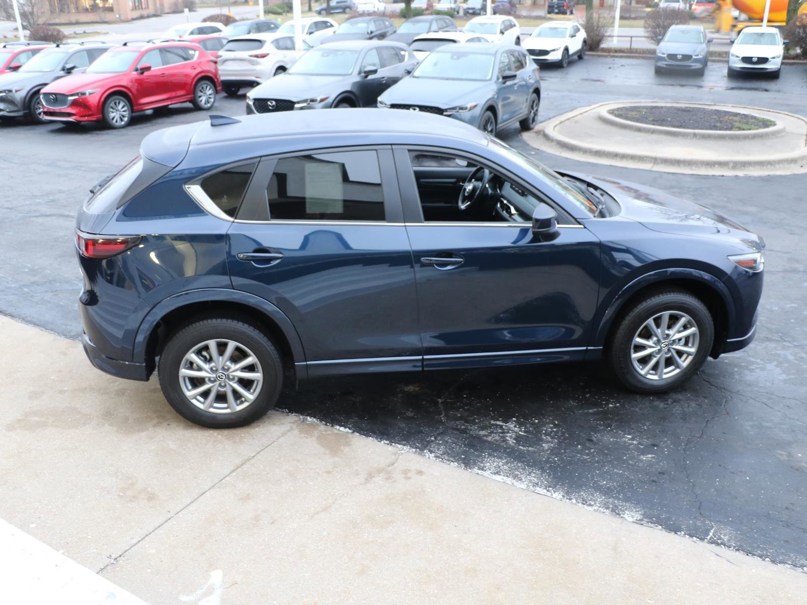 Certified 2025 MAZDA CX-5 AWD 2.5 S w/ Select Package image 5