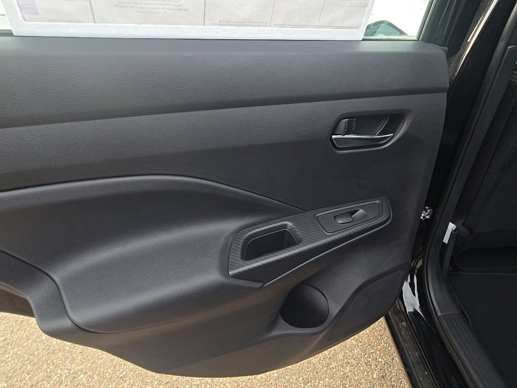 New 2025 Nissan Versa SV w/ Trunk Package image 26