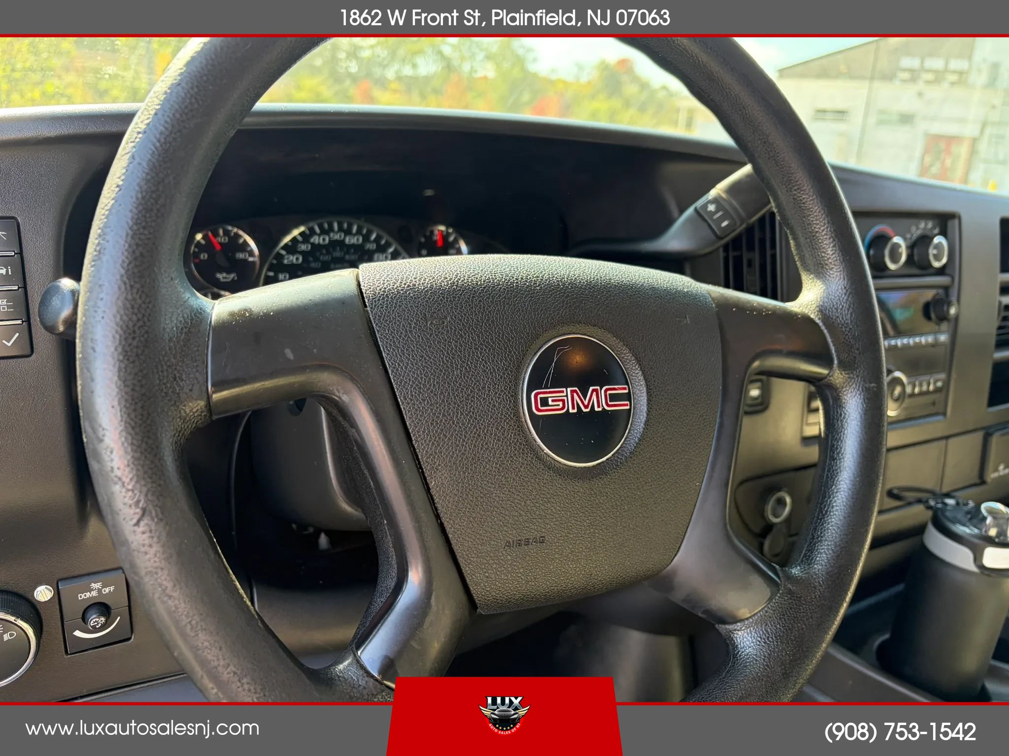 Used 2015 GMC Savana 3500 RWD image 24