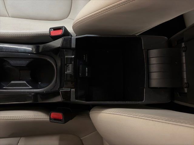 Used 2020 Toyota Corolla XLE FWD image 26