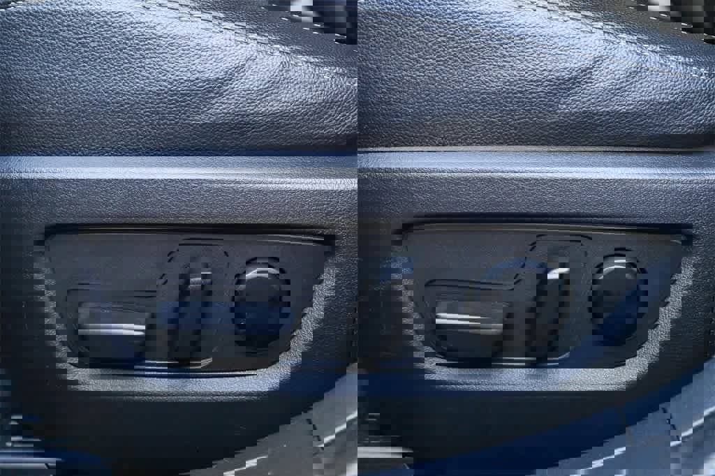 Used 2024 MAZDA CX-50 AWD 2.5 S w/ Preferred Package image 22