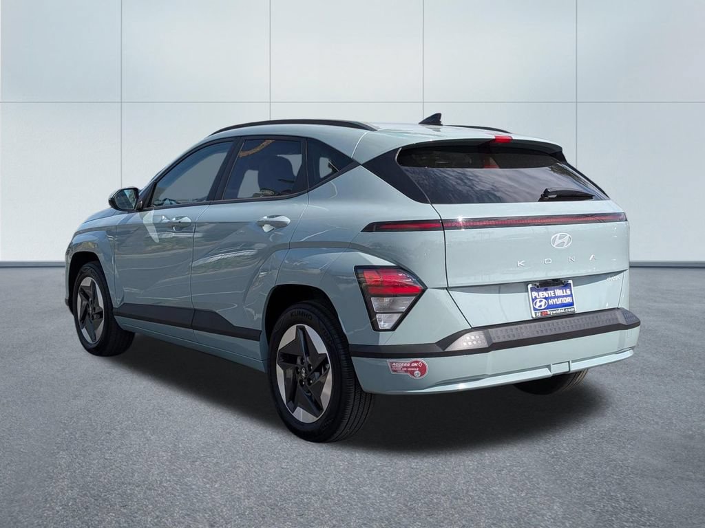 Certified 2024 Hyundai Kona SEL FWD image 3