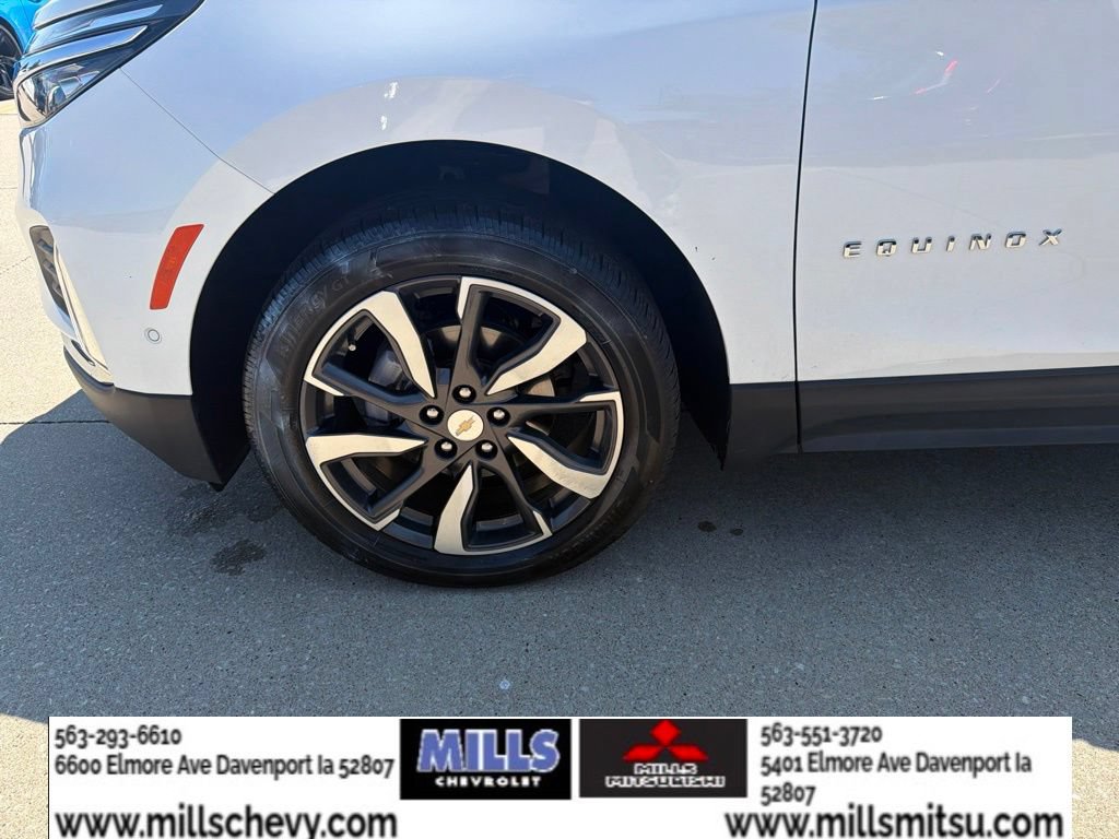 Used 2023 Chevrolet Equinox Premier AWD/4WD image 9