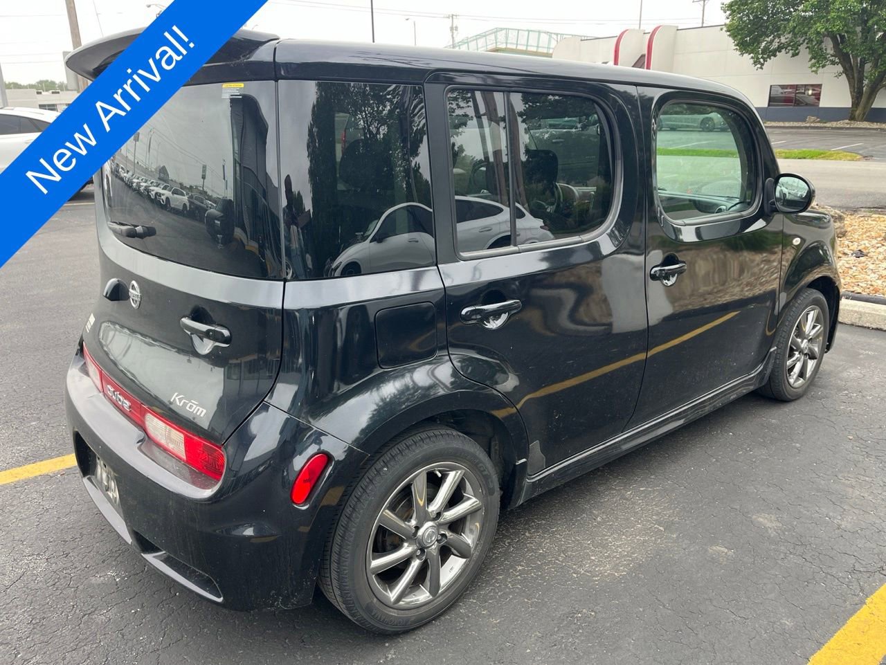Used 2011 Nissan Cube 1.8 S Krom Edition w/ Interior Designer Pkg FWD image 5