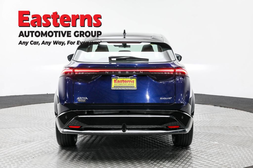 Used 2024 Nissan Ariya FWD image 6