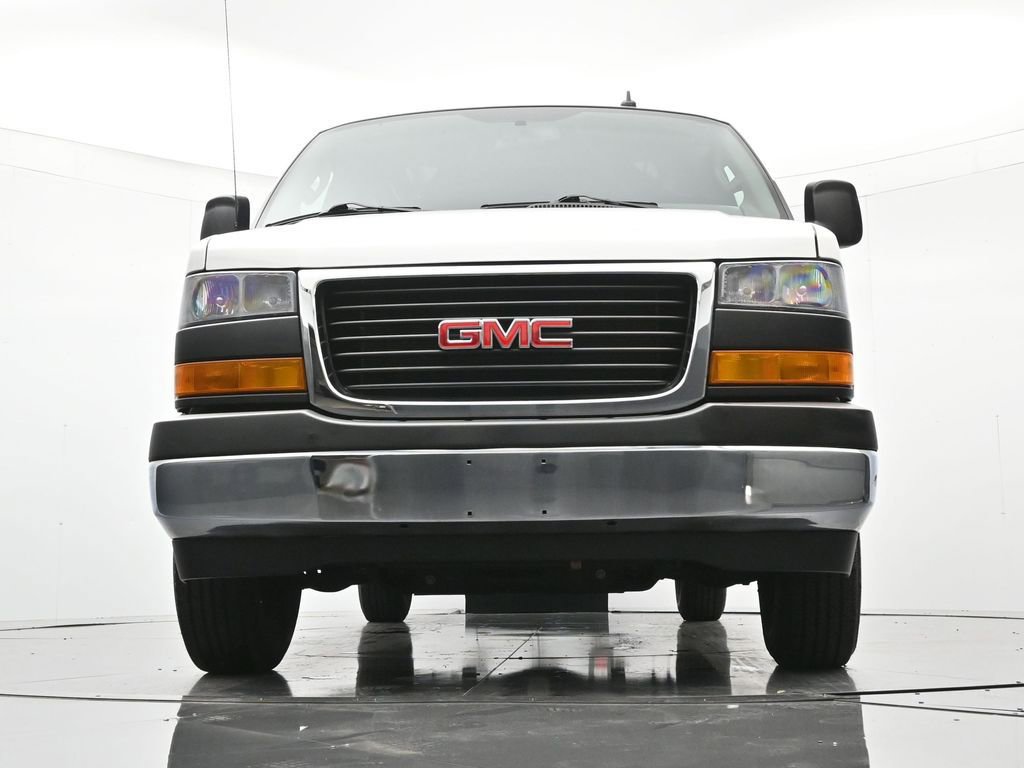 Used 2024 GMC Savana 2500 w/ Driver Convenience Package image 33
