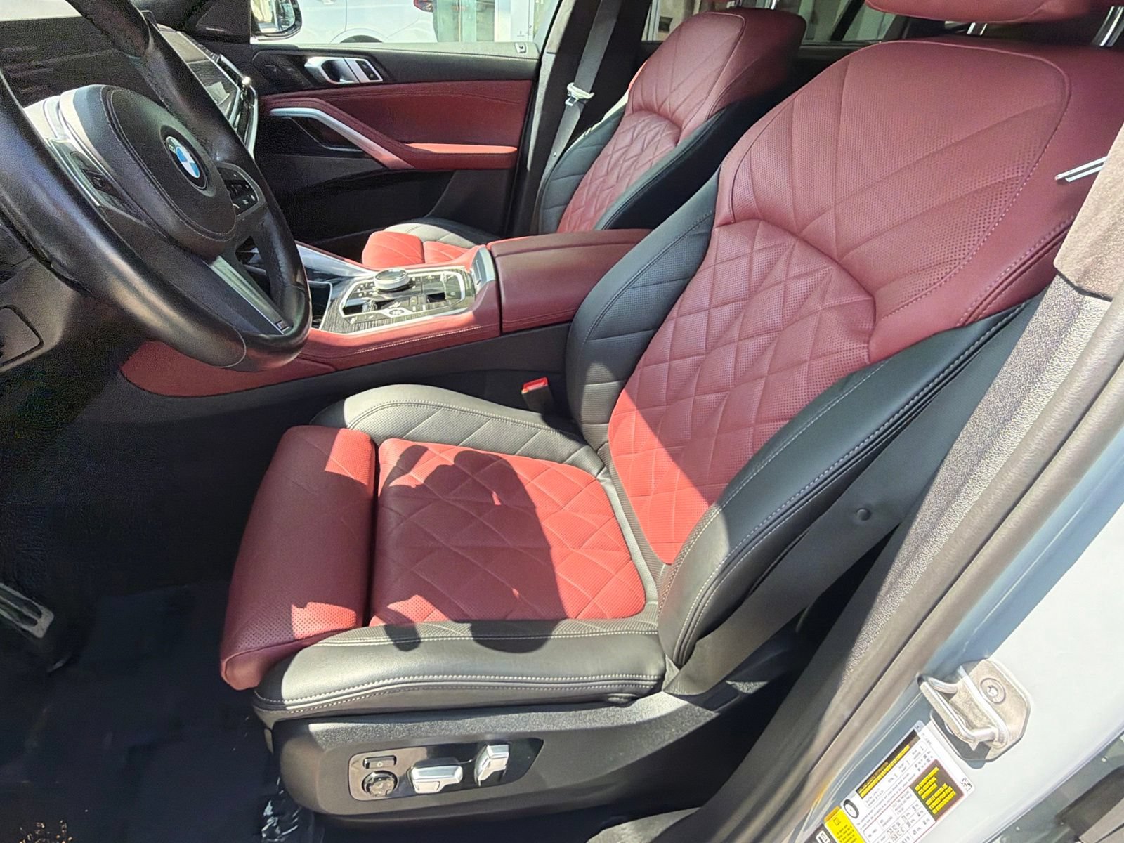 Certified 2024 BMW X6 xDrive40i w/ Executive Package AWD/4WD image 24