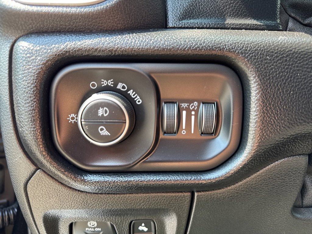 Used 2019 RAM 1500 Big Horn image 48