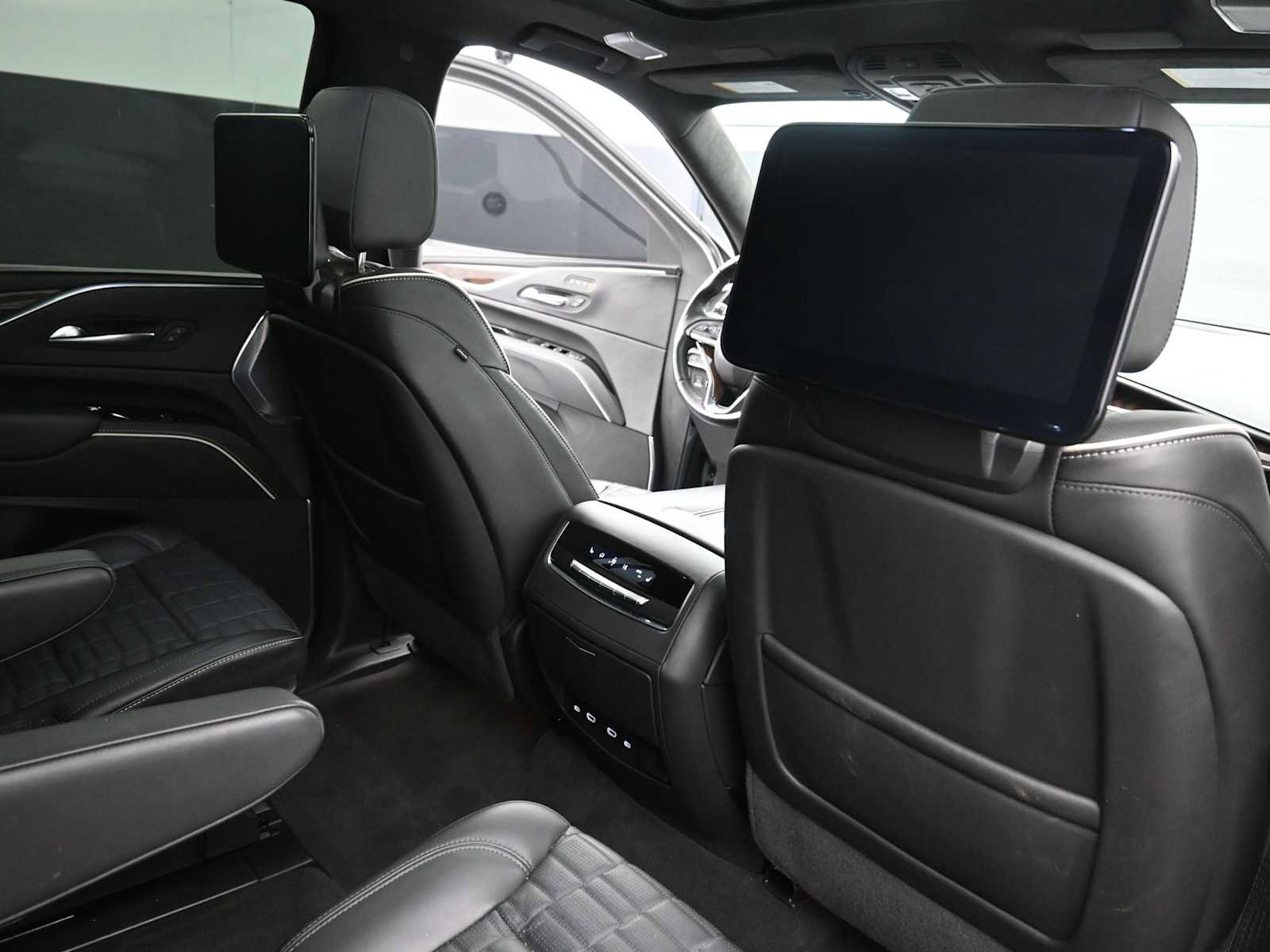 Used 2023 Cadillac Escalade Sport Platinum image 28