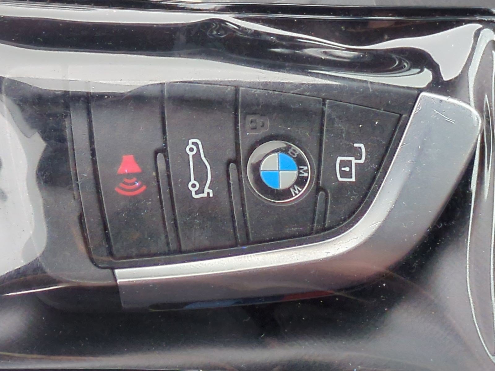 Used 2023 BMW i4 eDrive40 w/ M Sport Package RWD image 36