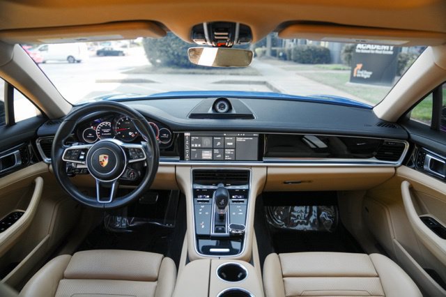 Used 2018 Porsche Panamera 4S AWD/4WD image 17