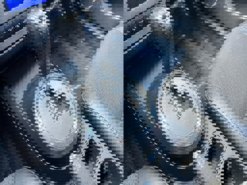 Used 2008 Hyundai Tiburon GT image 32