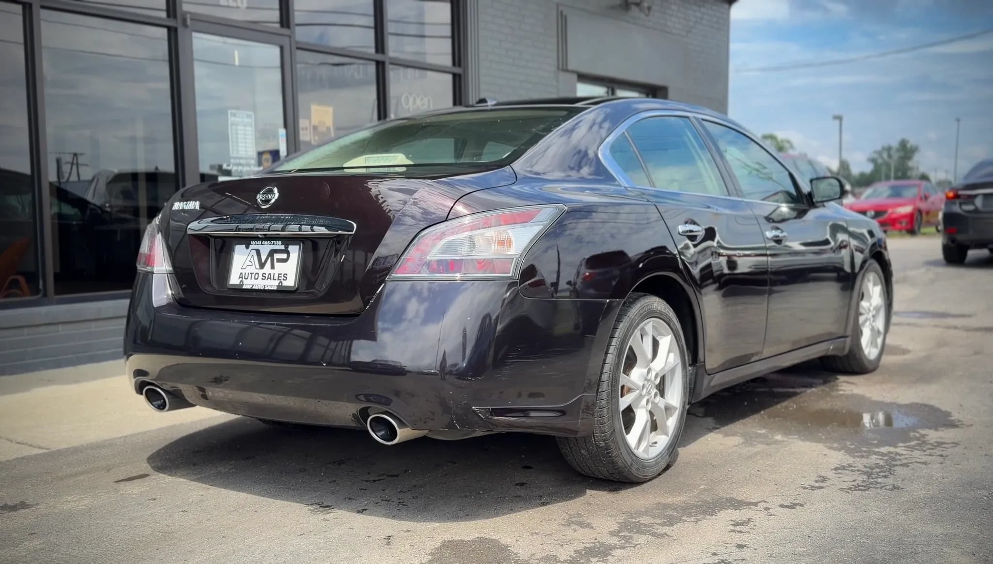 Used 2012 Nissan Maxima 3.5 SV w/ Premium Pkg FWD image 2
