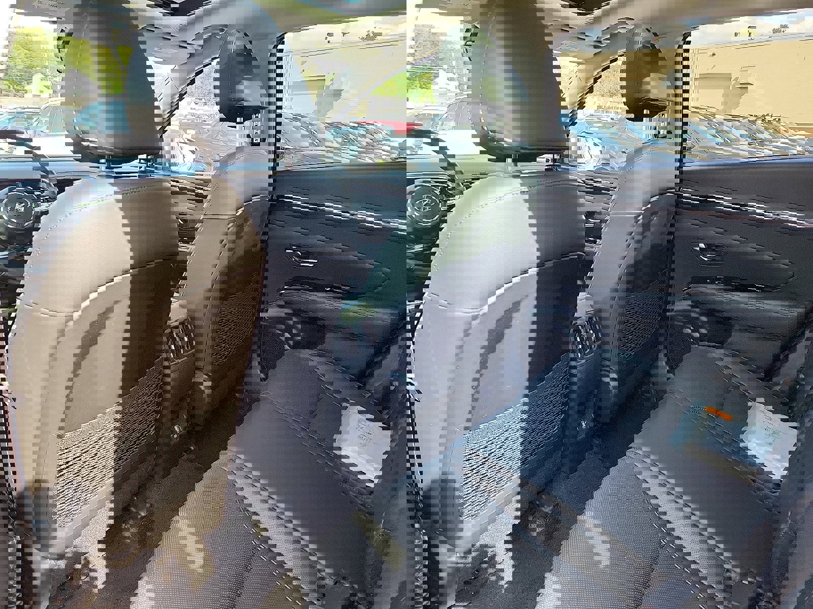 Used 2022 Hyundai Tucson Limited image 25