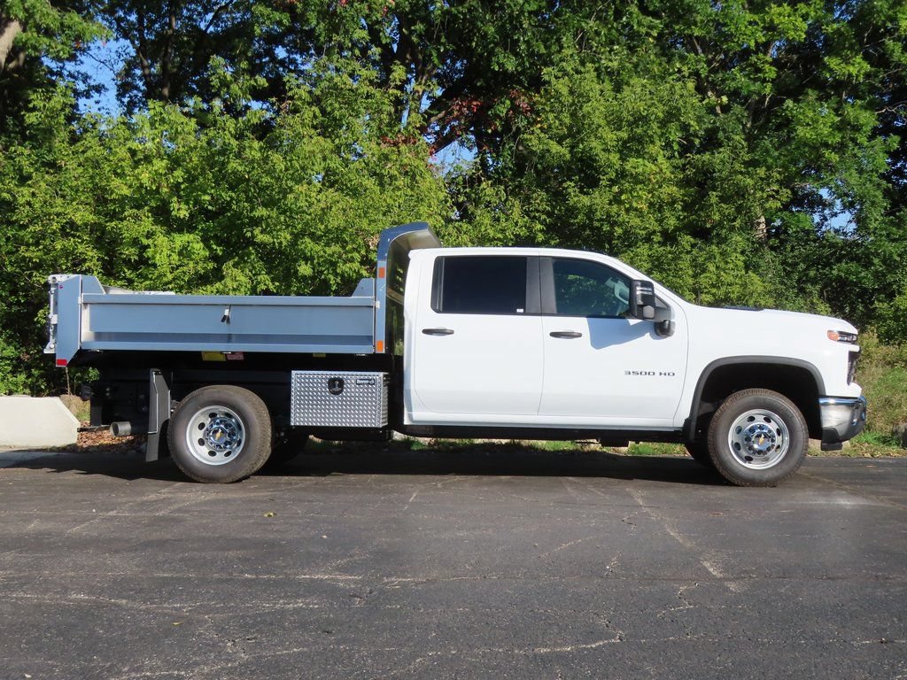 New 2025 Chevrolet Silverado 3500 W/T AWD/4WD image 3