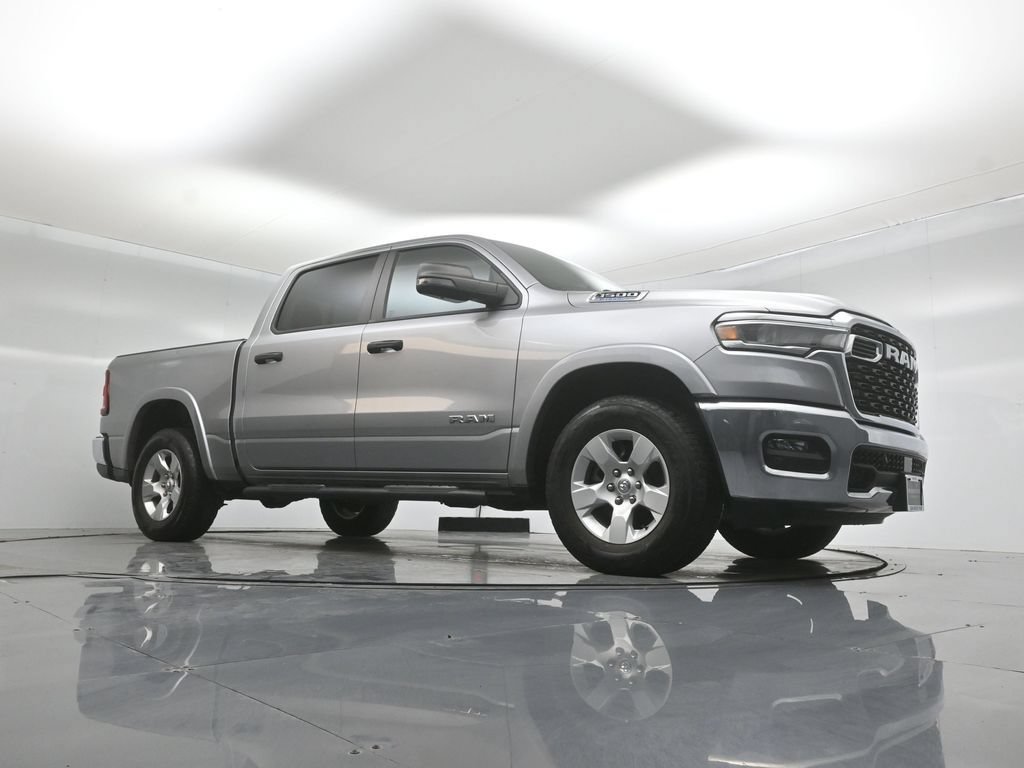 Used 2025 RAM 1500 Big Horn RWD image 4