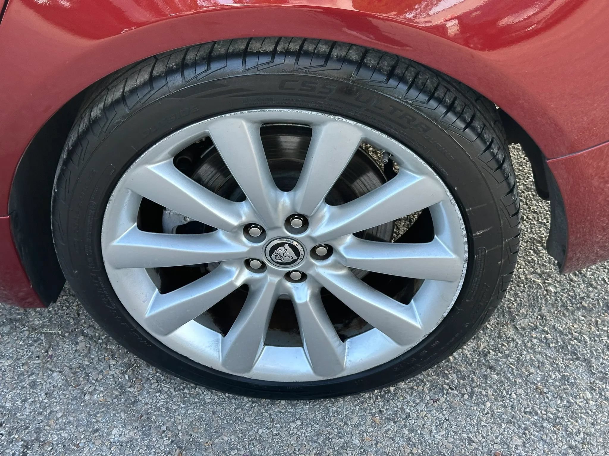 Used 2011 Jaguar XF RWD image 39