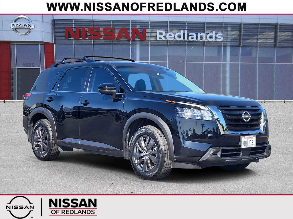 Used 2022 Nissan Pathfinder SV