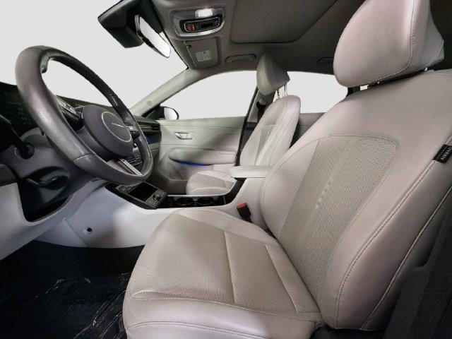 Used 2024 Hyundai Kona Limited FWD image 21