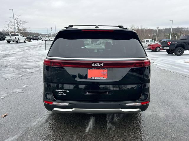 Used 2023 Kia Carnival SX image 4
