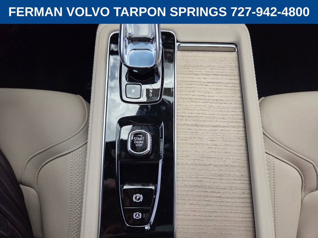 New 2026 Volvo XC90 B6 Plus w/ Protection Package Premier image 27