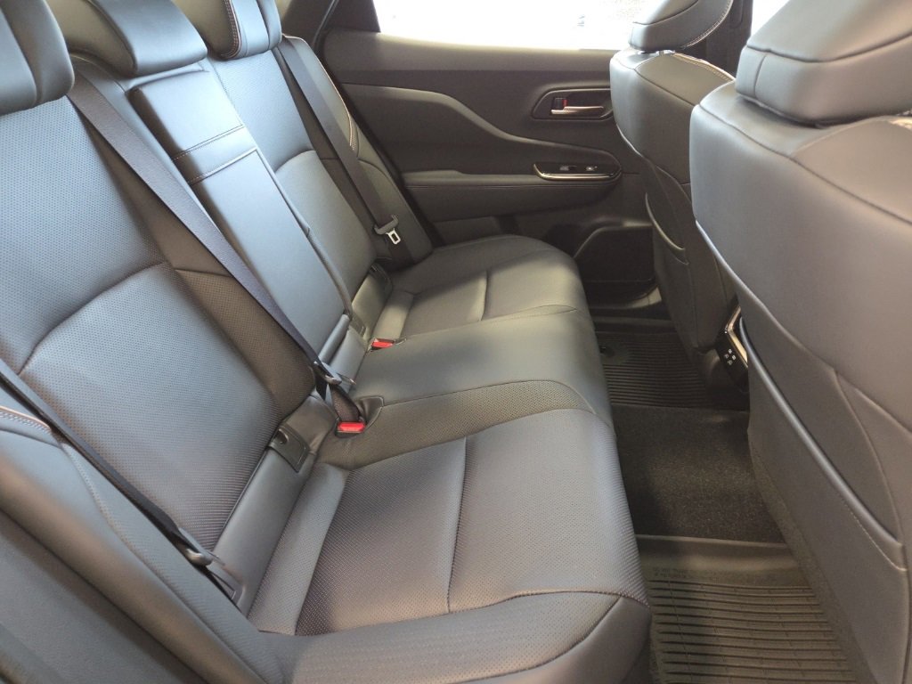 New 2026 Toyota Crown Platinum image 16