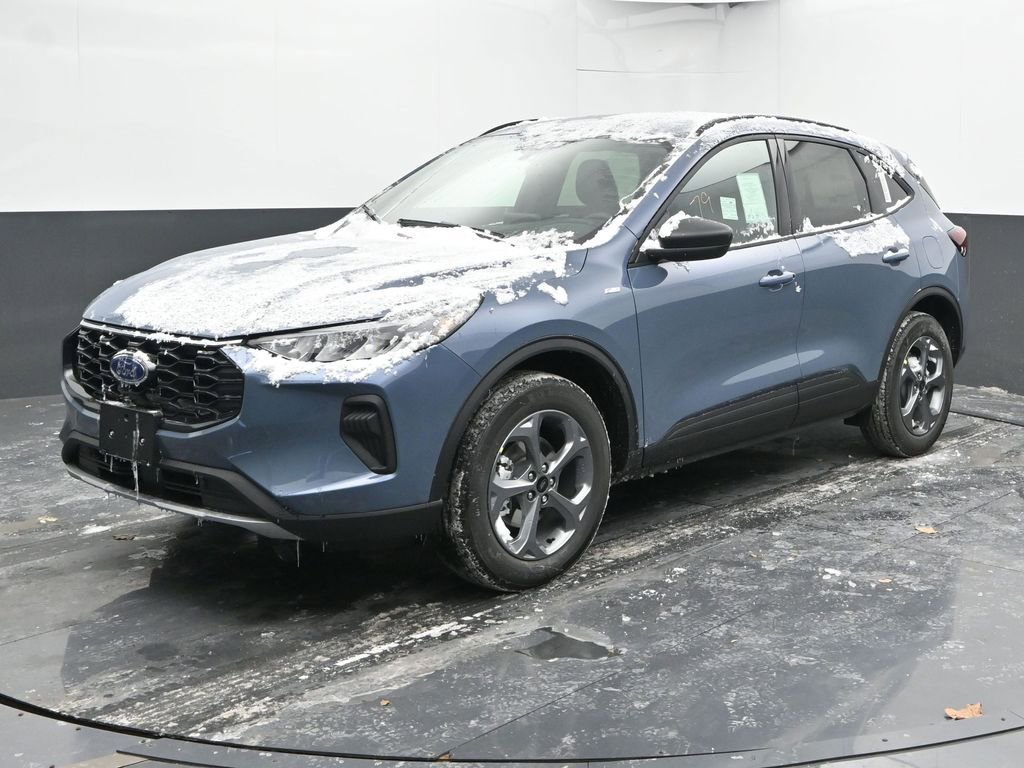 New 2026 Ford Escape ST-Line w/ Cold Weather Package image 5