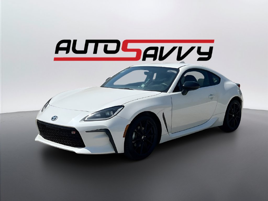 Used 2026 Toyota GR86 Premium w/ ALL Weather Mat Package (TMS) RWD image 3