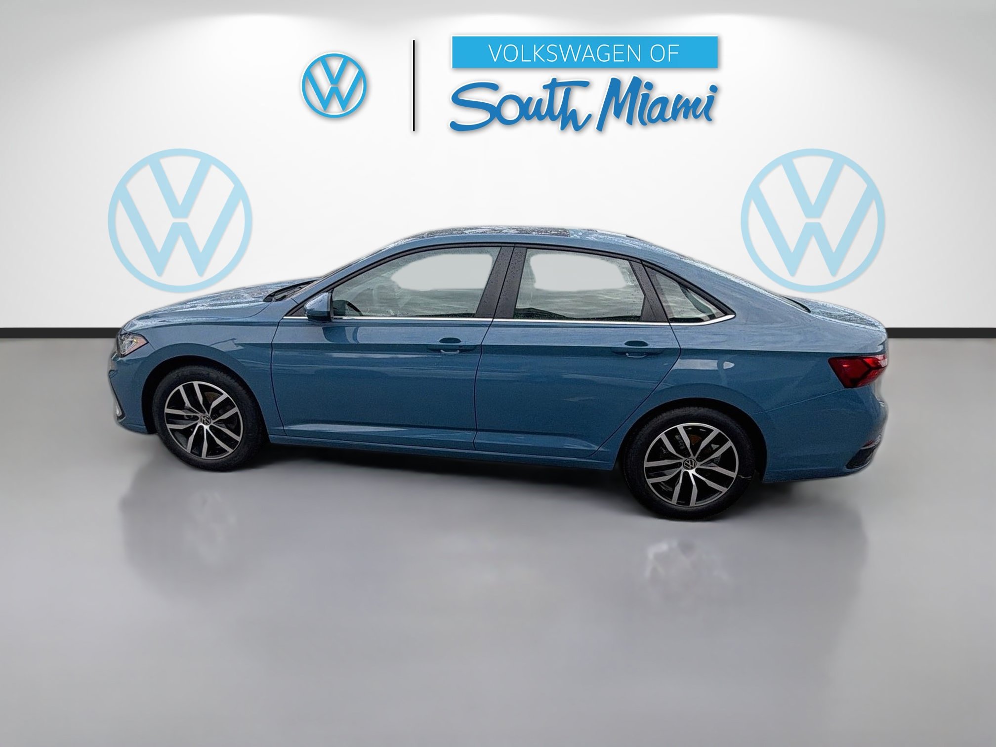 New 2027 Volkswagen Jetta SE FWD image 4