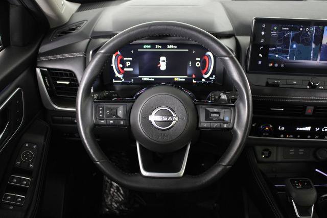 Certified 2024 Nissan Rogue Platinum FWD image 22