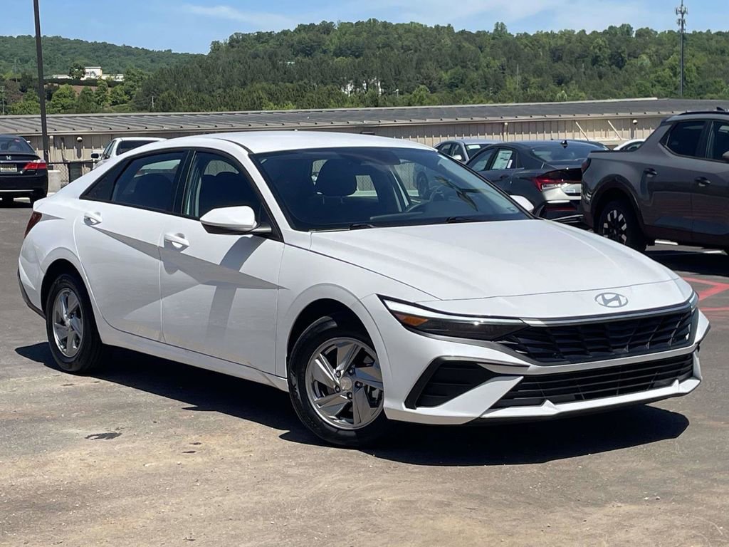 Certified 2026 Hyundai Elantra SE FWD video 1